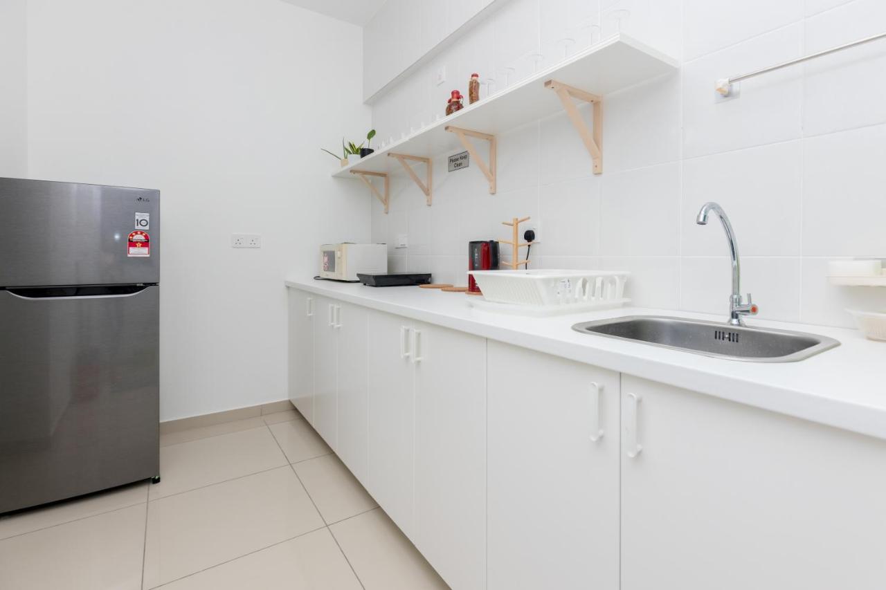 White Lagom Scandinavian House, By Sanguine Διαμέρισμα Tanjung Tokong Εξωτερικό φωτογραφία